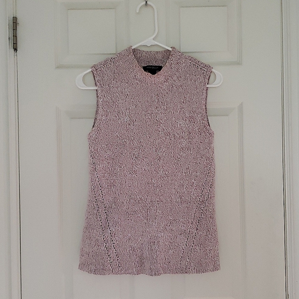 White House Black Market Knitted High Neck Knitted Sleeveless Shirt Size S